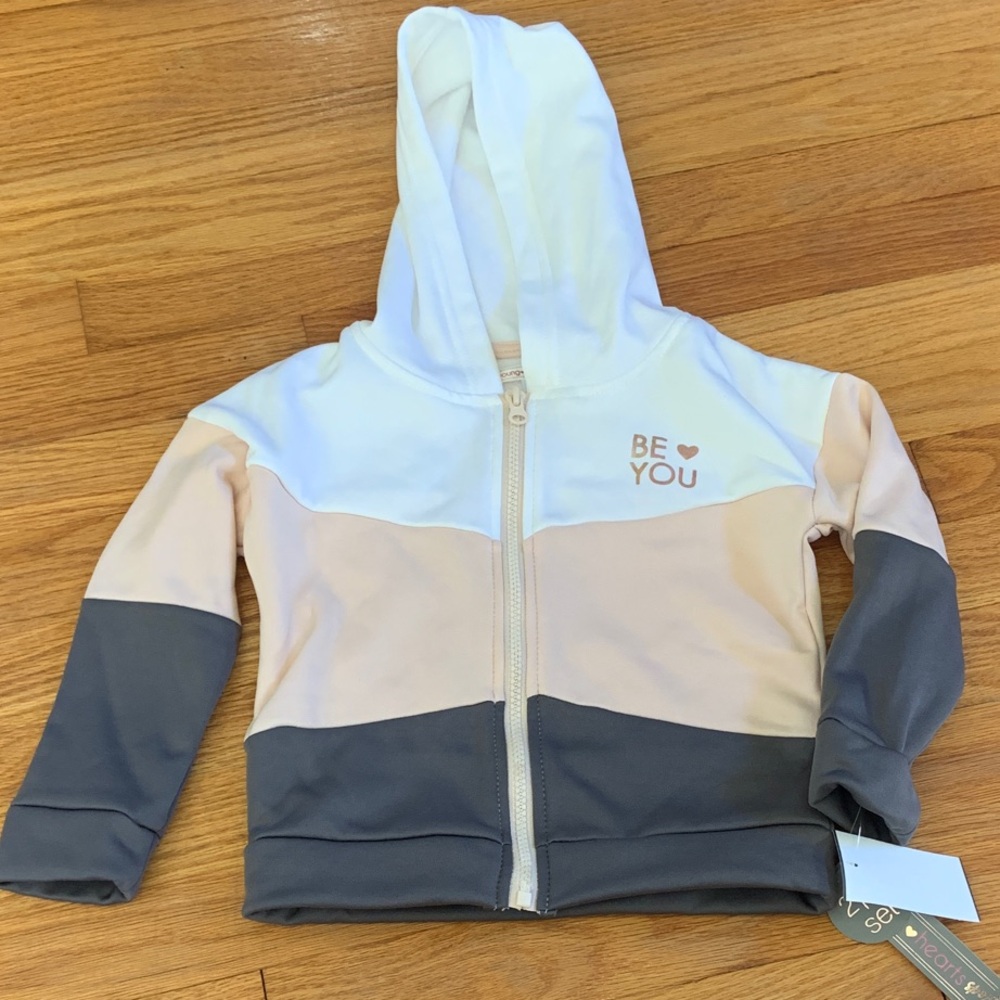 3/$15 NWT Zip-Up Hoodie 4T